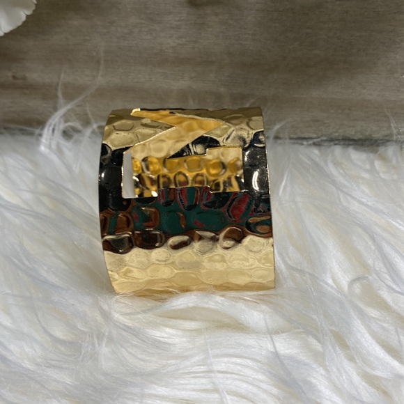 Bangle letter M - Picture 3 of 4